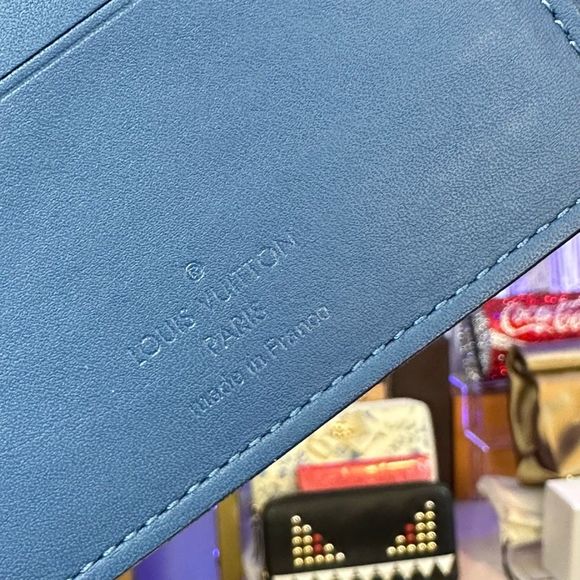 LOUIS VUITTON Damier Infini Multiple Wallet Neptune - Picture 7 of 14